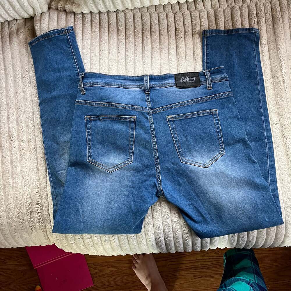 California Vintage Distressed Skinny Jeans